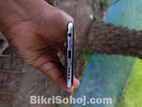 Realme 8